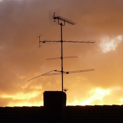 Installation antenne hertzienne tnt